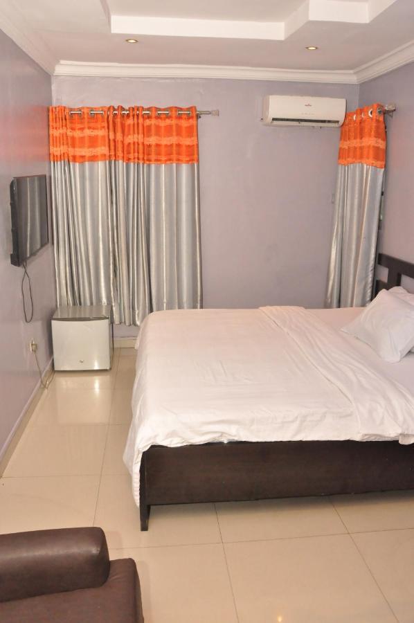 Haute Aparthotel Ikeja Extérieur photo