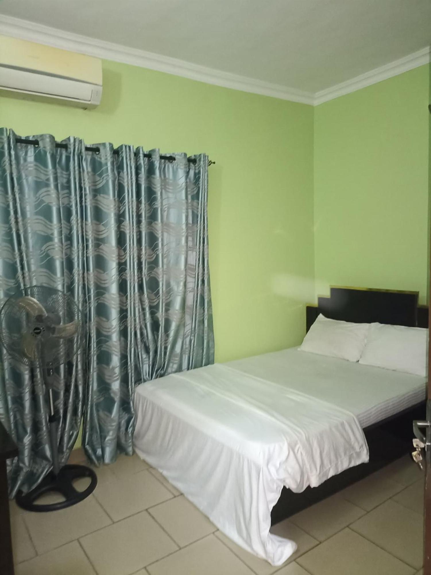 Haute Aparthotel Ikeja Extérieur photo