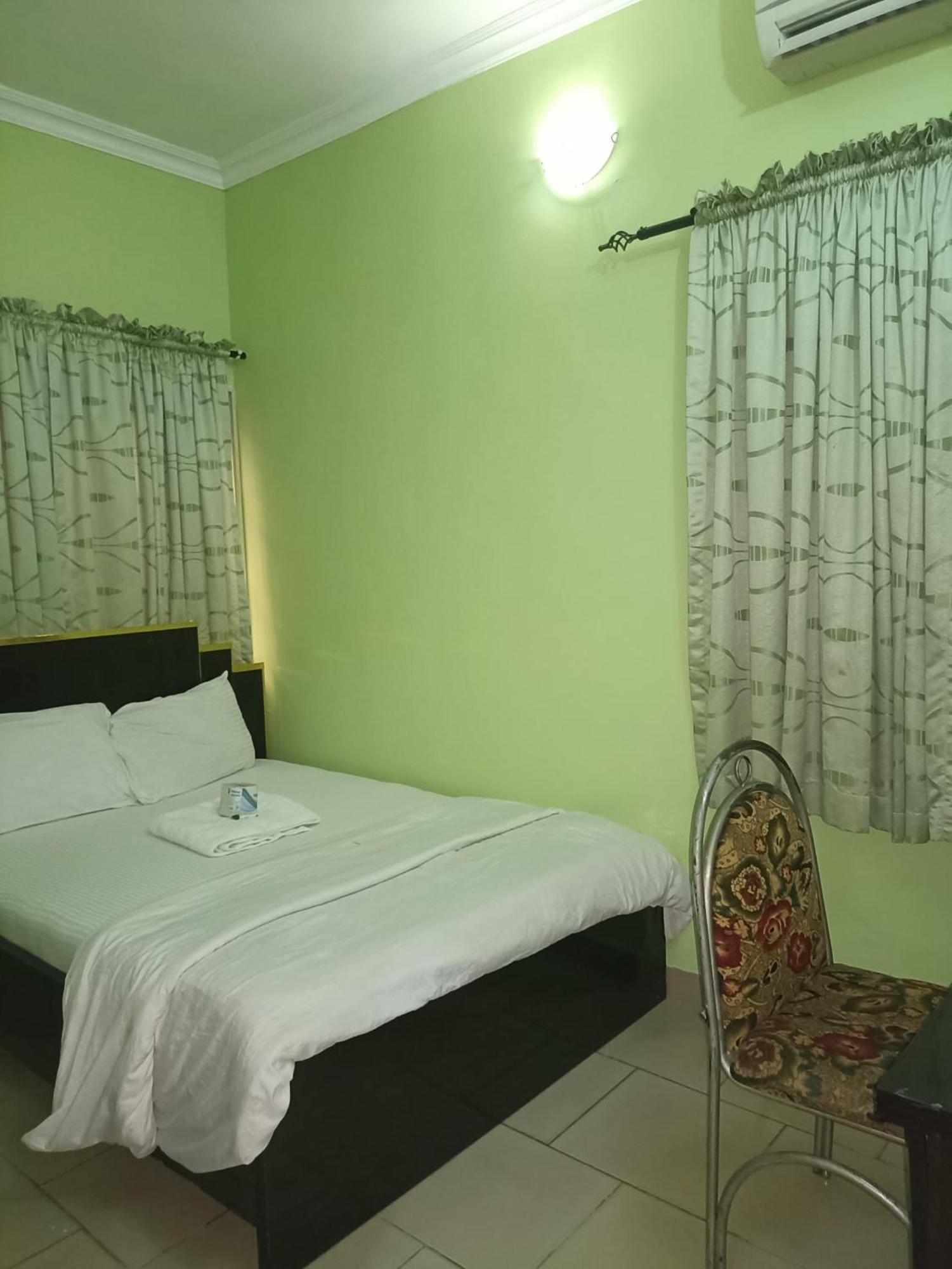 Haute Aparthotel Ikeja Extérieur photo